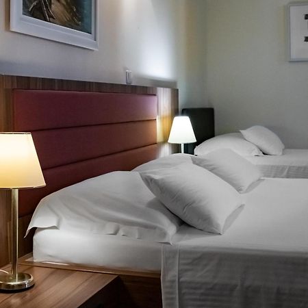 Hotel Marinko ザダル エクステリア 写真