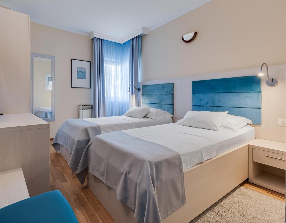 Hotel Marinko ザダル エクステリア 写真