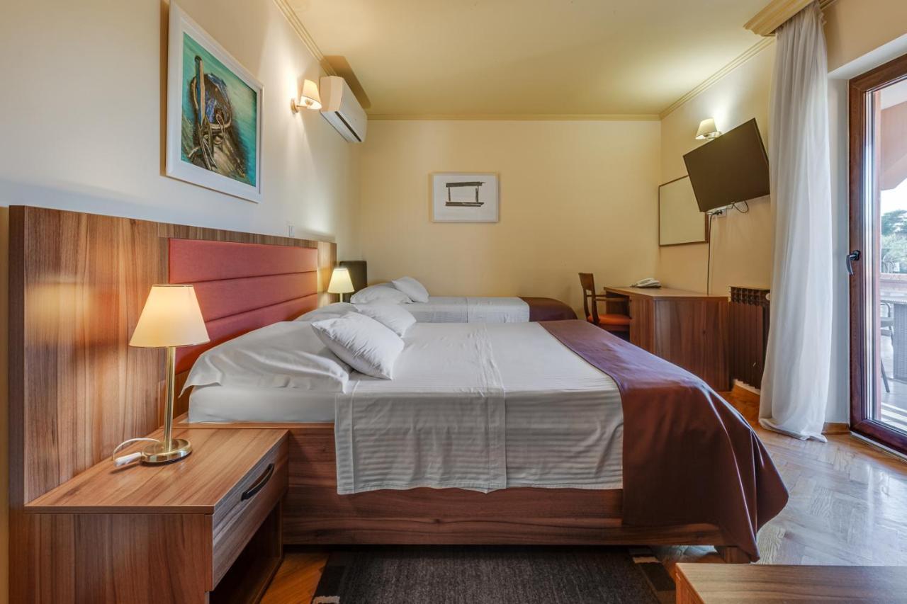 Hotel Marinko ザダル エクステリア 写真