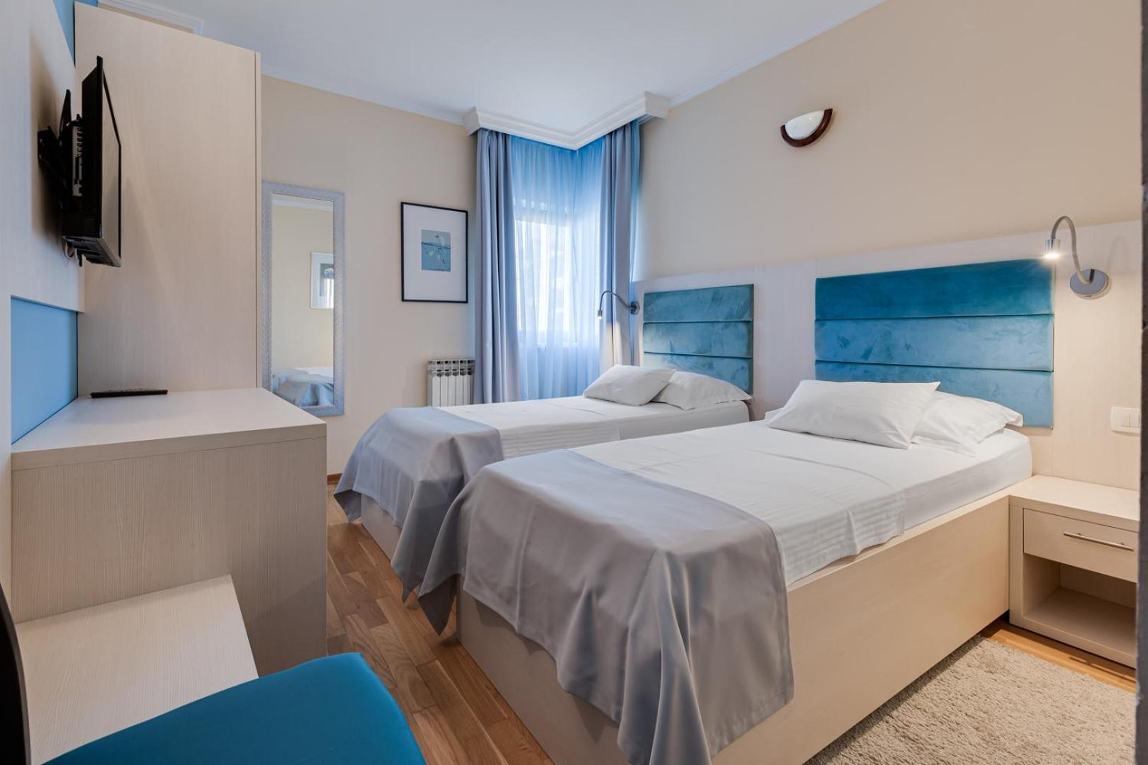 Hotel Marinko ザダル エクステリア 写真